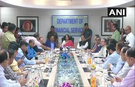 Nirmala Sitharaman, Nirmala Sitharaman meeting with private banks, Nirmala Sitharaman on liquidity, Nirmala Sitharaman on service sector, pmc bank crisis