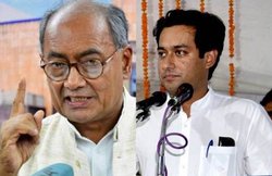 पूर्व सीएम पिता ने मंत्री बेटे को लिखी चिट्ठी- मंदिरों के नजदीक बूचड़खाने हटवाओ, बीजेपी के शासन में हिन्दू आस्था को पहुंची ठेस