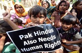 Pakistan, Hindu teacher, attacked by mob, Sindh Province, allegation of blashphemy, blashphemy, Ghotki area, hindu temple vandalised, hindu minority, international news, internation news in hindi, india news, Hindi news, news in Hindi, latest news, today news in Hindi