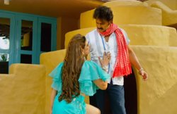 ‘कोरवा में भोरवा ले झूलत रहअ’ देसी अंदाज में मधु शर्मा संग Pawan Singh ने डांस से लूटा फैंस का दिल, वायरल हुआ वीडियो