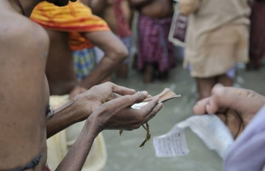श्राद्ध नाम इसीलिए पड़ा कि इसका मूल स्रोत श्रद्धा है।