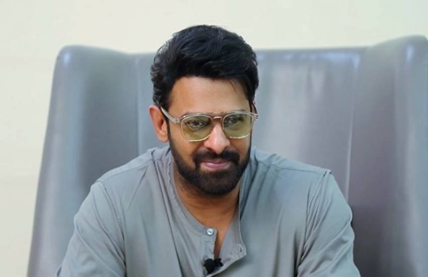 Prabhas, Love Relationship and Breakup, Bahubali Superstar Prabhas, Saaho Superstar Prabhas, South Superstar Prabhas, Bollywood New Superstar Prabhas, Bahubali Superstar Prabhas, Prabhas Dated Kajal Aggarwal, Actress Kajal Aggarwal, Prabhas Actress Kajal Aggarwal, Actress Kajal Aggarwal Love story, Prabhas Love Story, Prabhas Breakup Story, Prabhas Love Relationship, Prabhas and Kajal Relationship Breakup, entertainment news