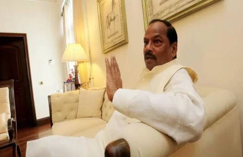 Jharkhand government, CM Raghubar Das, journalists, government beneficial schemes, Press Council and the I&B Ministry, Leader of Opposition, Hemant Soren, JMM, public relations department, Advertisment, Rs 15,000 each, BJP govt, india news, Hindi news, news in Hindi, latest news, today news in Hindi