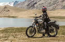 सावधान! Royal Enfield बुलेट के साथ की यह ग़लती तो लग सकता है 35 हज़ार तक का जुर्माना! जानें पूरा मामला