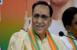 Gujarat, Chief minister, vijay rupani, 4g tablets, Saurashtra University, NAMO e-tablets, New Avenues of Modern Education, india news, Hindi news, news in Hindi, latest news, today news in Hindi