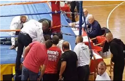 मैच के दौरान बॉक्सिंग रिंग में 21 साल के बॉक्सर की मौत, देखें वीडियो