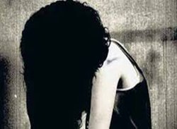 Madhya Pradesh Honey Trap: 12 ब्यूरोक्रेट्स व 8 पूर्व मंत्री फंसे थे जाल में, कॉलेज जाने वाली लड़कियां भेज बनाया जाता था ‘शिकार’