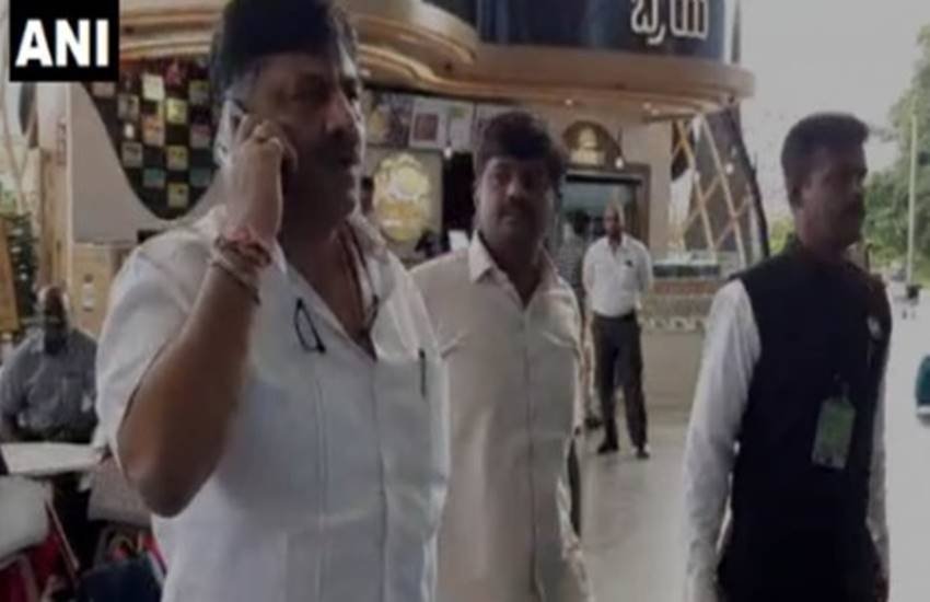 धनशोधन मामले में चार दिनों की पूछताछ के बाद ईडी ने कार्रवाई की।