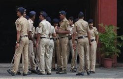 BJP की पंचायत सदस्य ने खुद पर कैरोसिन छिड़क की जान देने की कोशिश, बोली- झूठे केस में फंसा रहे पार्टी के विधायक