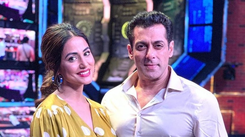 हिना खान: बिग बॉस सीजन 11 में शिरकत करने के वक्त ही हिना खान टीवी की दुनिया का बड़ा नाम थीं। ये रिश्ता क्या कहलाता है में अक्षरा के किरदार से वह घर-घर में लोकप्रिय हो गई थीं। इसके बाद भी उन्होंने बिग बॉस में जाने का रिस्क लिया और आज उन्हें इसका फायदा भी मिला। उन्हें कान्स फिल्म फेस्टिवल में रेड कार्पेट पर शिरकत करने का मौका मिला। इसके साथ ही वह हॉलीवुड प्रोजेक्ट पर भी काम कर रही हैं। इस सीजन में शिल्पा शिंदे विनर बनी थीं लेकिन उनसे ज्यादा काम और नाम हिना खान को मिल रहा है। (Photo: Colors)