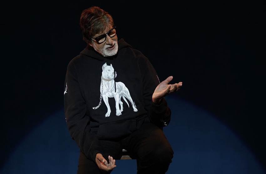 अमिताभ बच्चन: सदी के महानायक अमिताभ बच्चन को भी लता मंगेशकर ने फॉलो किया है। लता और बिग बी दशकों से एक दूसरे को जानते हैं। (Photo: Amitabh Bachchan instagram)