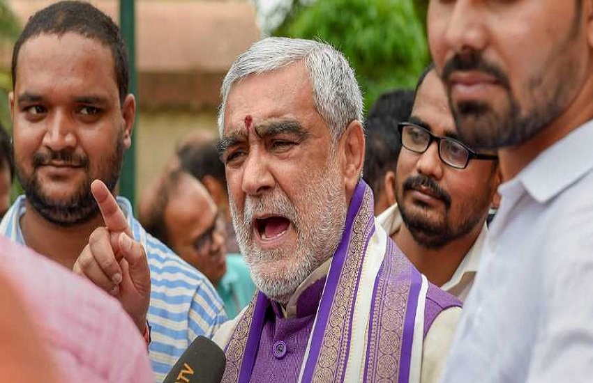 केंद्रीय मंत्री अश्वनी चौबे, फोटो सोर्स - इंडियन एक्सप्रेस