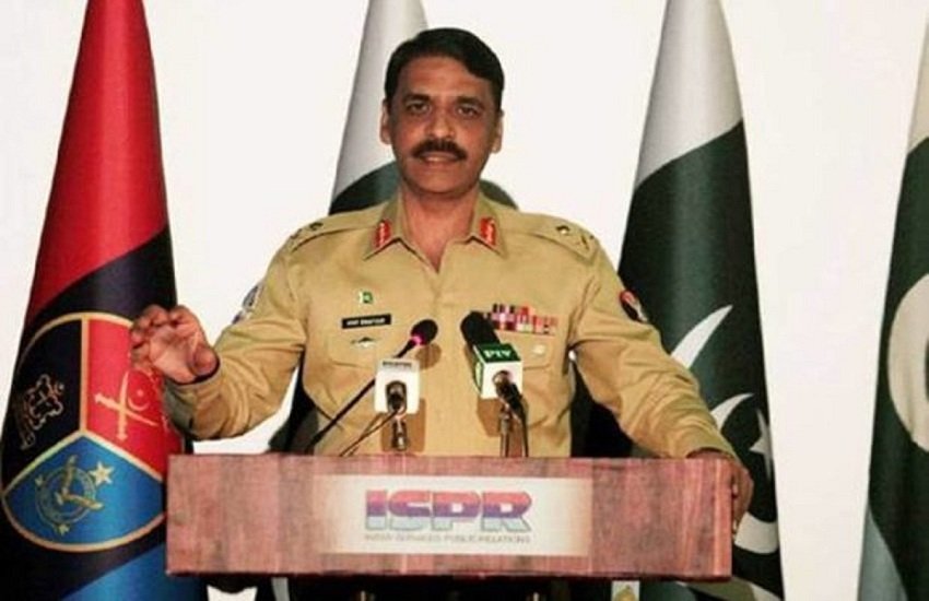 मे. जनरल आसिफ गफूर। फोटो: फाइनेंशियल एक्सप्रेस
