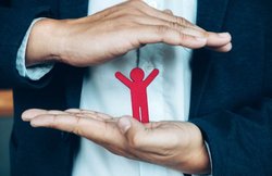 हेल्थ बीमा के लिए मासिक प्रीमियम लागू है, लेकिन दो महीने पैसे देकर क्या आप क्लेम हासिल कर सकते हैं? जानिए