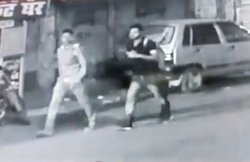 कमलेश तिवारी मर्डर केस: फरार हत्यारों का वीडियो आया सामने, शाहजहांपुर में CCTV कैमरे में हुए कैद