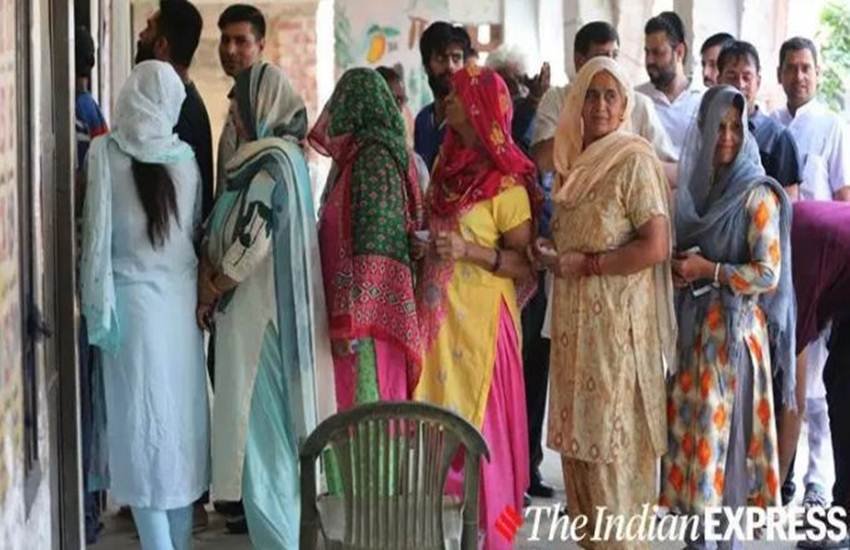 हरियाणा में पुंडरी विधानसभा क्षेत्र में पिछले 25 सालों से किसी पार्टी का उम्मीदवार जीत हासिल नहीं कर पाया है। (एक्सप्रेस फोटो/ Tashi Tobgyal)