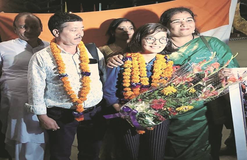 रिद्धिमा भारत की अकेली बेटी हैं जिन्हें ग्रेटा की 16 सदस्यीय टीम में शामिल होने का मौका मिला।