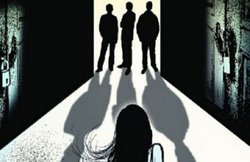 कपल का वीडियो बनाने के बाद तीन लोगों ने किया महिला से किया गैंगरेप, ब्लैकमेल कर मांगे 20 लाख रुपये