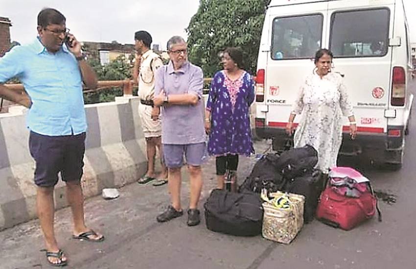 बिहार में बाढ़ की त्रासदी नई नहीं है। कोसी के इलाके तो हर साल डूबते हैं, नेपाल से छोड़ा पानी सारे सपने बहा ले जाता है।