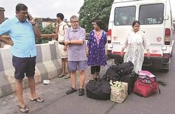 बेबाक बोल: डूबती व्यवस्था