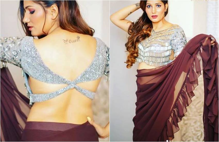 Sapna Choudhary, Desi Queen Sapna Choudhary, Bigg Boss 11 Contestant Sapna Choudhary, Bigg Boss Ex Contestant, Sapna Choudhary Dance, Sapna Choudhary Singing, Sapna Choudhary Ragini, Haryanvi songs Of Sapna Choudhary, Sapna Choudhary dancing Queen, Sapna Choudhary New Video Song, Sapna Choudhary Saree, Sapna Choudhary Love Life, Sapna Choudhary in Backless Blousem, Sapna Choudhary in Frill Saree Look, Sapna Choudhary Stunning Look, Sapna Fans, Desi Queejn Sapna Choudhary, entertainment news, Bollywood news, Television news