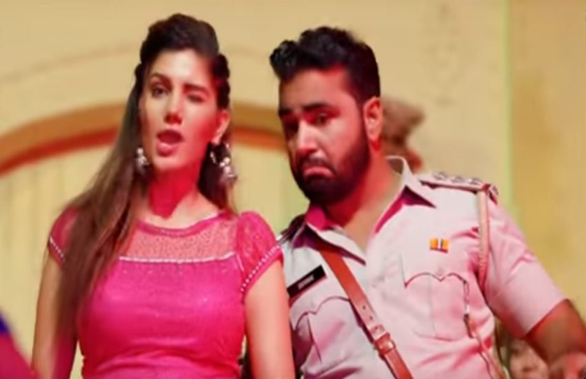 Sapna Choudhary, Sapna Choudhary New Haryanvi Song 2019, Sapna Choudhary Dance, Haryanvi Song, Gajaban Pani Ne Chali, Sapna Choudhary Fans, Sapna Choudhary Live Stage Performance, entertainment News, Bollywood news