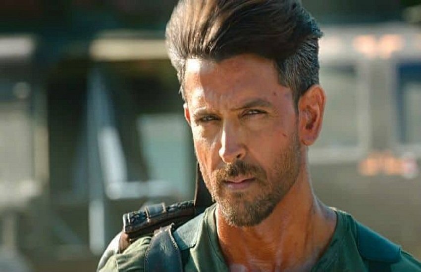 hrithik roshan movies, hrithik roshan body transformation fat to fit, hrithik roshan family, hrithik roshan age, hrithik roshan children,hrithik roshan son, war movie cast, war 2019, war cast bollywood, war trailer, war movie 2019, war movie budget, war 2019 movie budget, war film, WAR, war collection, war box office collection, war box office collection total, war collection hindi, Hrithik Roshan, Tiger Shroff, bollywood latest update, bollywood news in hindi, entertainment news in hindi