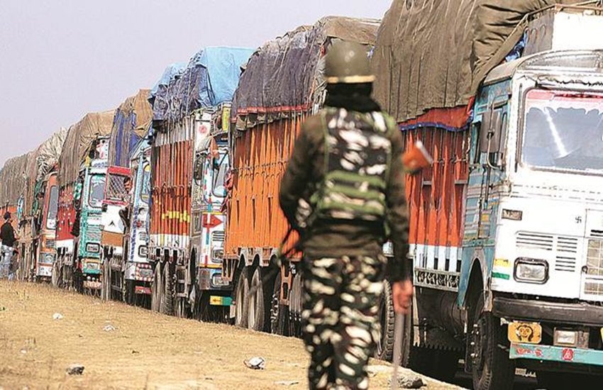 दक्षिण कश्मीर में आतंकी हमला, बंगाल के 5 मजदूरों को मार डाला। फोटो सोर्स: इंडियन एक्सप्रेस