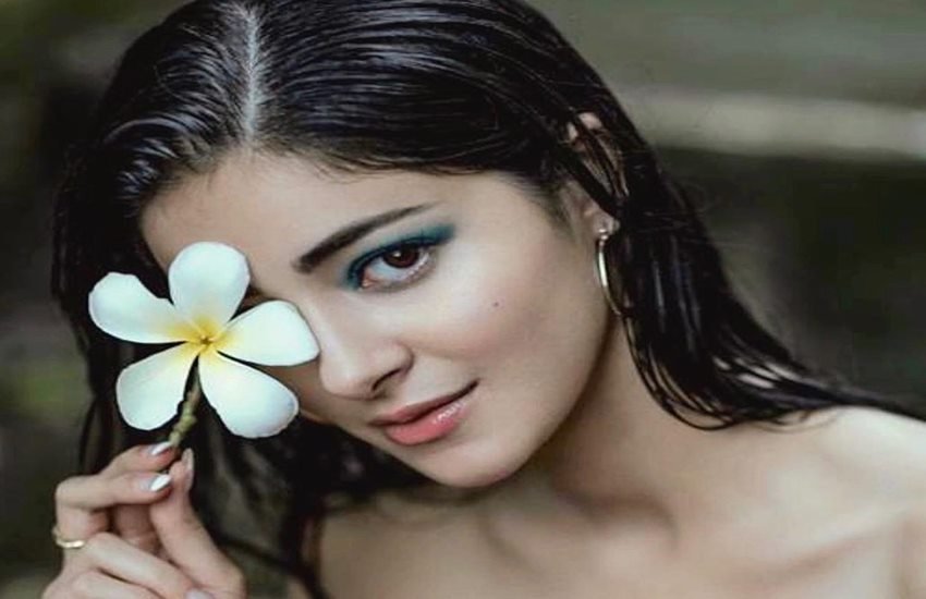 Ananya Panday, ananya panday age, ananya panday wiki, ananya panday image, अनन्या पांडे, अनन्या पांडे न्यूज, अनन्या पांडे फिल्म, ananya panday instagram, ananya panday father, ananya panday pic, Alia Bhatt, Katrina Kaif, Kareena Kapoor Khan, Admires Her Dancing,Entertainmen, Movies, Bollywood News, Hindi News, Manoranjan Khabar,