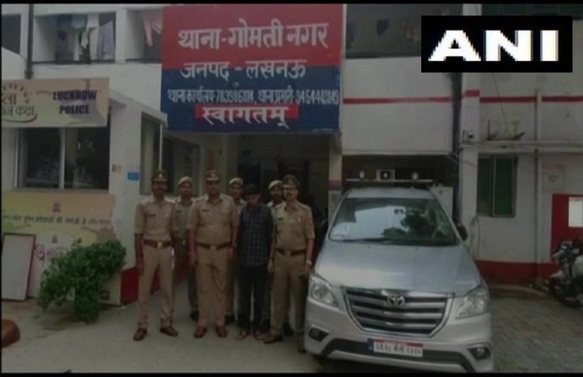 सचिवालय में सरकारी नौकरी दिलाने नाम पर करता था लोगों से ठगी, पुलिस ने किया गिरफ्तार, फोटो सोर्स- ani