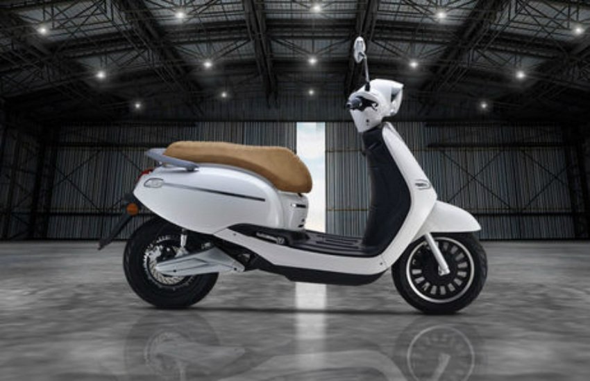 Bajaj Chetak Chick Electric Scooter, Bajaj Chetak Chick launch date, Bajaj Chetak Chick price, Bajaj Chetak Chick features, Bajaj Chetak Chick specification, Bajaj Chetak Chick color, Bajaj Chetak Chick images