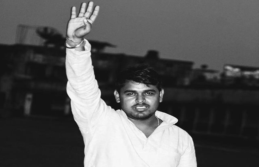बीजेपी नेता की हत्या 
फोटो सोर्स- कबीर तिवारी फेसबुक 