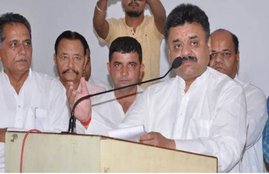 Haryana election, assambly election, congress, BJP, congress candidate, Chandra Mohan, Bhajan lan, Panchkula, election comission, INLD, Swaraj India, JJP, Congress spokesperson, Ravindra Rawal, mercedes, india news, Hindi news, news in Hindi, latest news, today news in Hindi