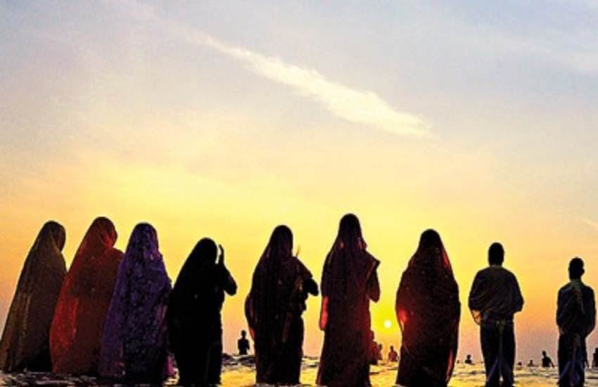 Chhath Puja Sunrise time, chhath, chhath 2019, kharna 2019, chhath puja, chhath puja date, chhath puja history, छठ पूजा, chhath puja nahay khay date, nahay khay 2019, chhath puja nahay khay 2019, chhath puja kharna 2019 wishes, chhath puja kharna 2019, kartik chhath puja 2019 date, chhath puja 2019 date in bihar hindi, kharna prasad, kharna kab hai, chhath arag ka time, chhath arag, chhath arag mantra, chhath prasad,