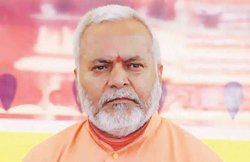 Chinmayanand case: लॉ स्टूडेंट की मां ने SIT पर लगाया आरोप, कहा- हमें दी गई मामले में फंसाने की धमकी