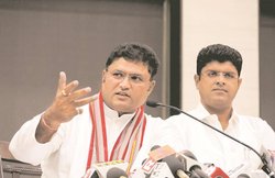 बेबाक बोल: पक्ष ही विपक्ष