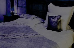 बेडरूम में खुफिया कैमरे से खींच ली पत्नी की गंदी तस्वीरें, अदालत ने रिहा किया तो पीड़िता ने कहा – नहीं मिला न्याय