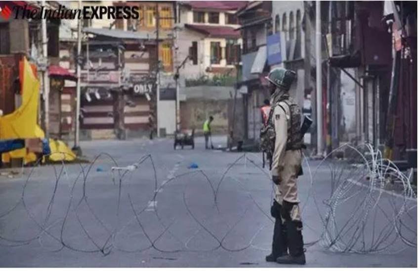 Jammu and kashmir, high court, supreme court, osaib altaf, security forces, article 370, aborgation of article 370, modi govt, kashmir valley, indian army, Jammu and kashmir DGP, The Wire, Altaf’s funeral video, india news, Hindi news, news in Hindi, latest news, today news in Hindi Jammu and kashmir, high court, supreme court, osaib altaf, security forces, article 370, aborgation of article 370, modi govt, kashmir valley, indian army, Jammu and kashmir DGP, The Wire, Altaf’s funeral video, india news, Hindi news, news in Hindi, latest news, today news in Hindi