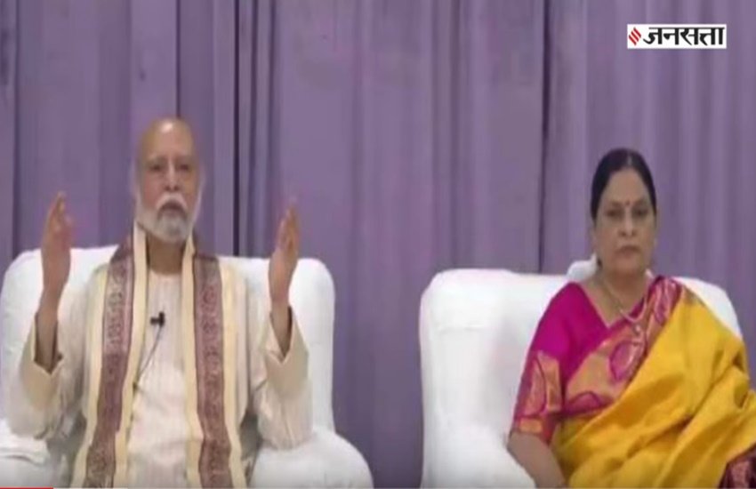 कल्कि महाराज की पत्नी ने खुद को 'भगवती' बताया था। 