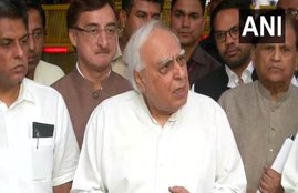 kapil sibbal