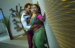 बेहद रोमांटिक अंदाज में Khesari Lal संग रानी चटर्जी गा रही हैं ‘पातर पातर पियवा’, बार-बार देखा जा रहा वीडियो