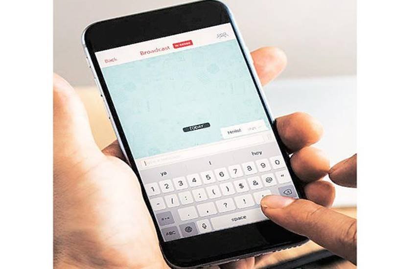 SMS, US companies, AT&T, Sprint, T-Mobile and Verizon RCS ecosystem, mobile data Wi-Fi, WhatsApp, tech news, india news, Hindi news, news in Hindi, latest news, today news in Hindi