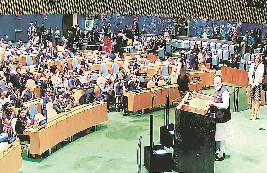 प्रधानमंत्री नरेंद्र मोदी ने एक सप्ताह व्यापी अमेरिकी दौरे में आतंकवाद, जलवायु परिवर्तन और विकास जैसे बड़े मुद्दों पर दुनिया का ध्यान आकर्षित किया और दुनिया को भारत की ताकत का एहसास कराया।