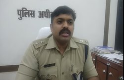 क्रिकेट के विवाद में भिड़े चचेरे भाई, शिकायत करने पहुंचे घर तो एक ने मार दी गोली; मौके पर मौत