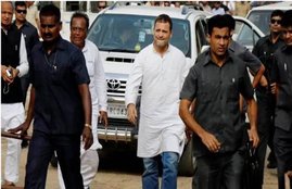 congress, congress president, Rahul Gandhi, SPG, SPG security, Rahul Gandhi bodyguards, Rahul Gandhi spg, Rahul Gandhi security lapse, india news, Hindi news, news in Hindi, latest news, today news in Hindi