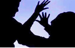 दुल्हन की सहेली का यौन उत्पीड़न कर बोला – संभव हो तो मेरी पत्नी के लिए खुश रहना, धरा गया दूल्हा