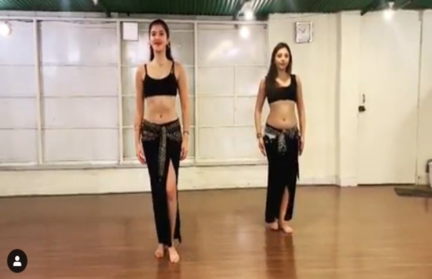 shanaya kapoor, belly dance