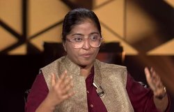 8 लोगों ने गैंगरेप किया और पीट-पीट कर कान डैमेज कर दिया ,KBC तक पहुंची पीड़िता की दास्तान सुन अमिताभ बच्चन स्तब्ध