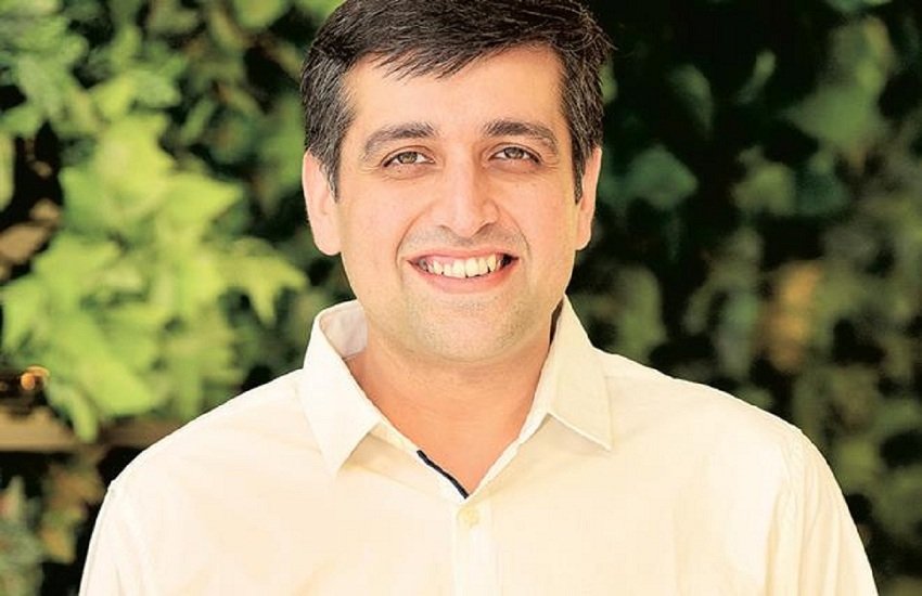 Realme CEO Tweets from iPhone, realme ceo, realme india ceo caught using iphone, realme 3, realme, madhav sheth, iPhone, jansatta news