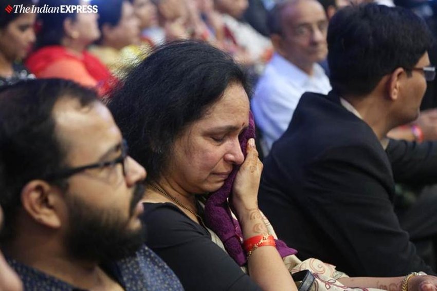 कार्यक्रम में 26/11 में खोने वाले अपनों के लिए लोगों की आंखों में नमी दिखाई दी। ( Express Photo by Nirmal Harindran)